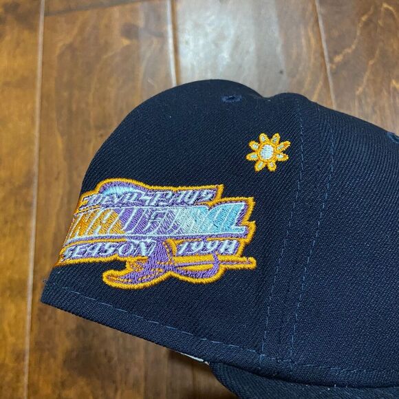 New Era 59Fifty Tampa Bay Exclusive Super Bloom Hat Club Size 7 1/2 Fitted NWT - Picture 4 of 8